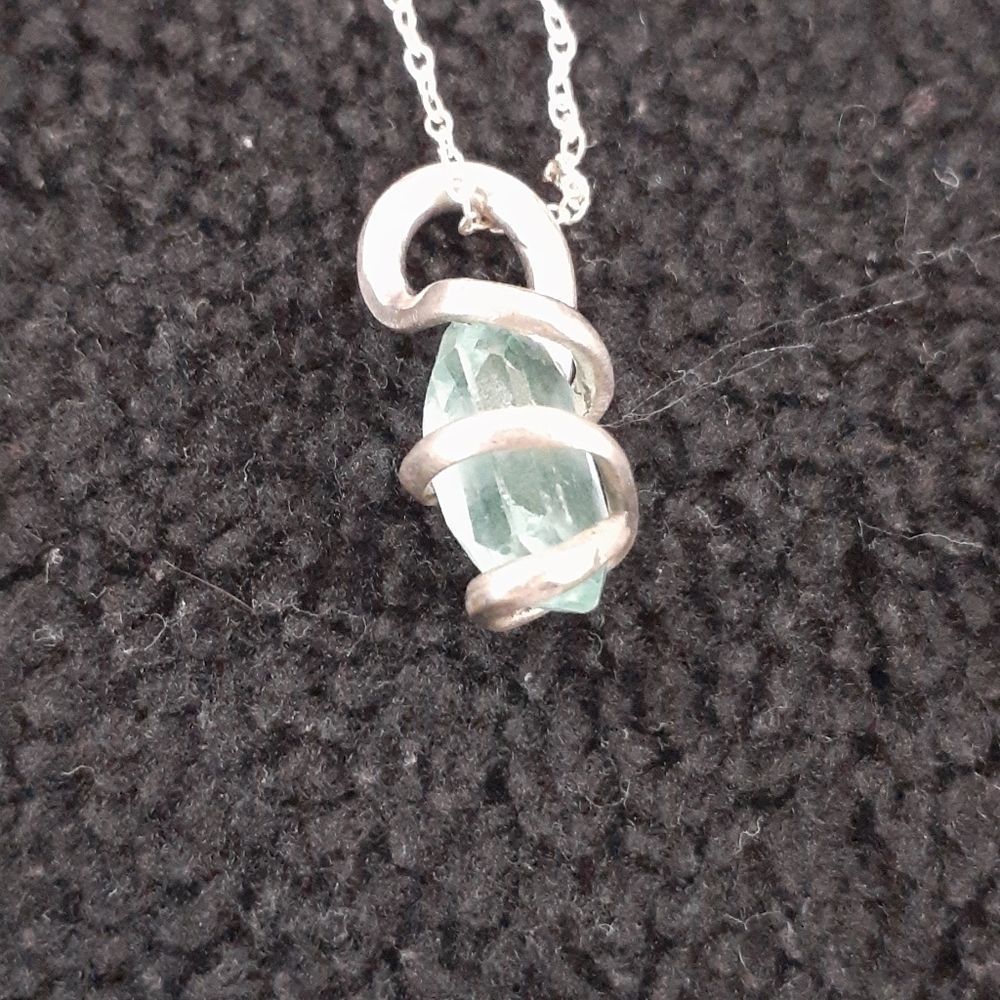 ☆HP @CrochetCat5 1/2" Aquamarine on 10" SS Chain